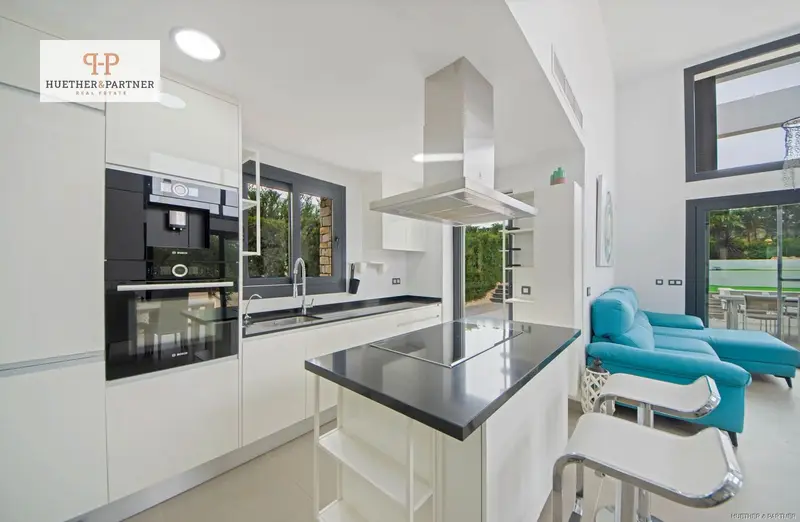 Casa Moderna en Cala Murada con Piscina y Jardin Privado