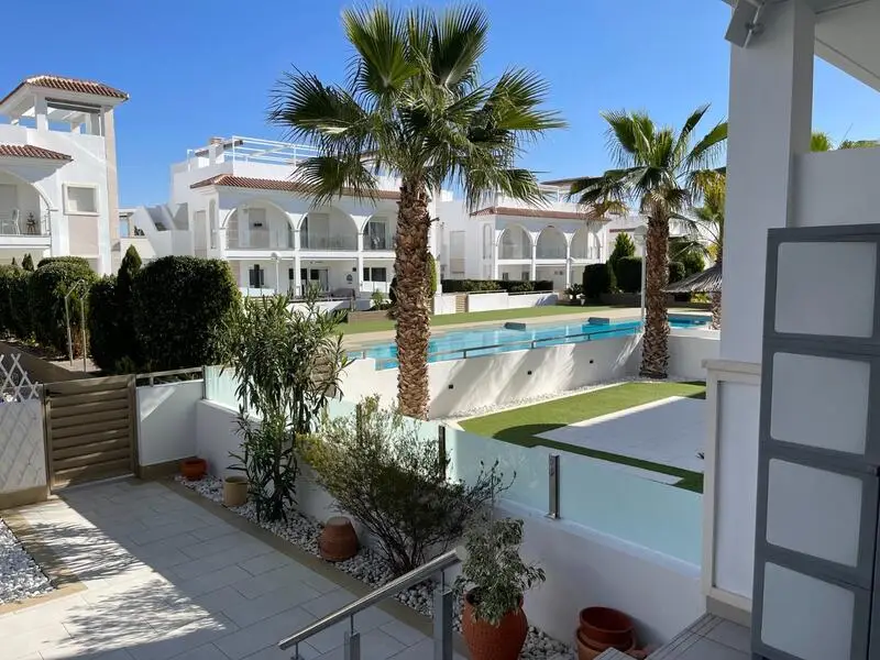 Apartamento 2 Dormitorios Rojales Costa Blanca
