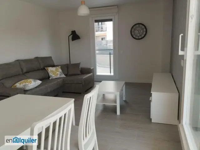 Alquiler Piso 3 Dormitorios La Cisterniga Terraza Garaje Amueblado