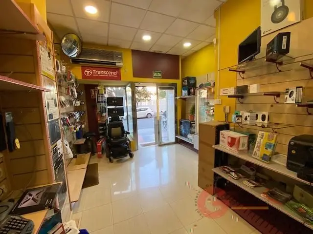 Venta Local Comercial 4 Dormitorios Almuñécar
