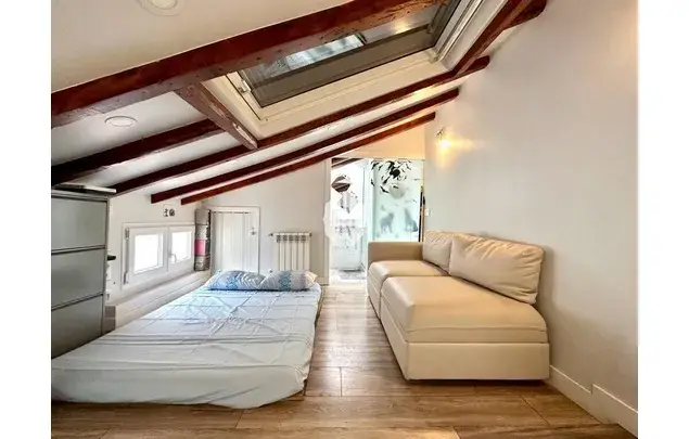 Estudio 20m² Madrid Centro - Amueblado y con Ascensor