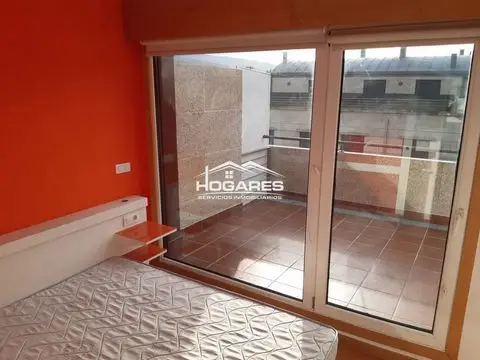 Atico Estudio en Gondomar con Terrazas y Garaje