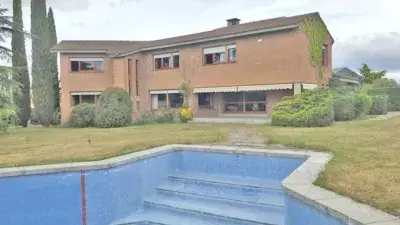 Chalet en venta en Hoyo de Manzanares