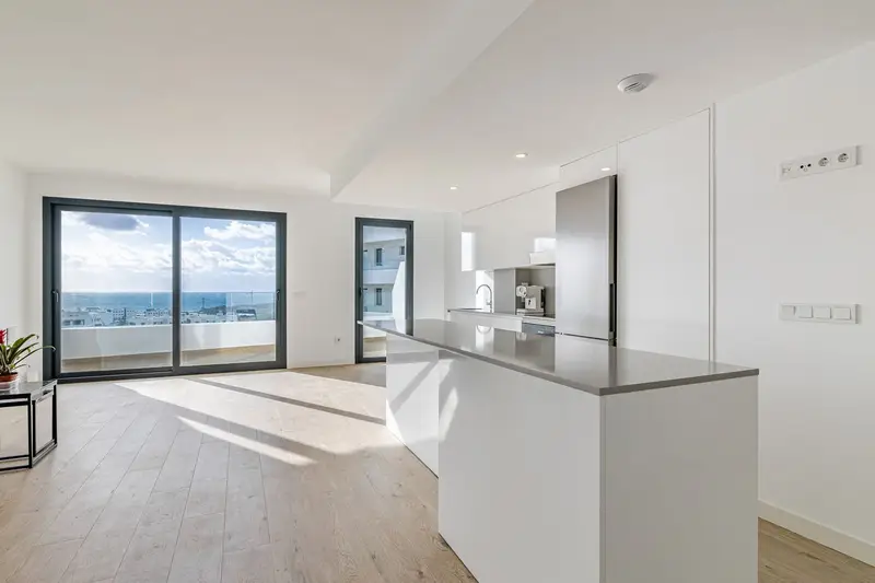 Apartamento 3 Dormitorios en Venta Estepona