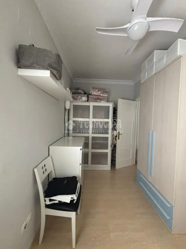 Casa en Venta Utrera 3 Plantas Amplia Ideal Familias