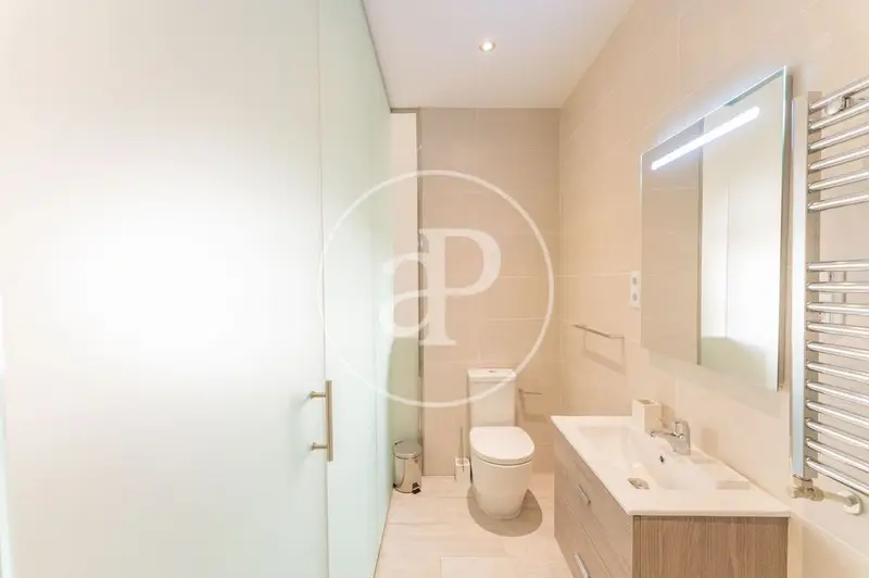 Apartamento en Chamberí Madrid 3 Dormitorios Terraza Amueblado
