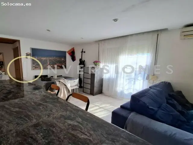 Apartamento en Venta en Barcelona: 2 Dormitorios, Balcón y Excelente Ubicación
