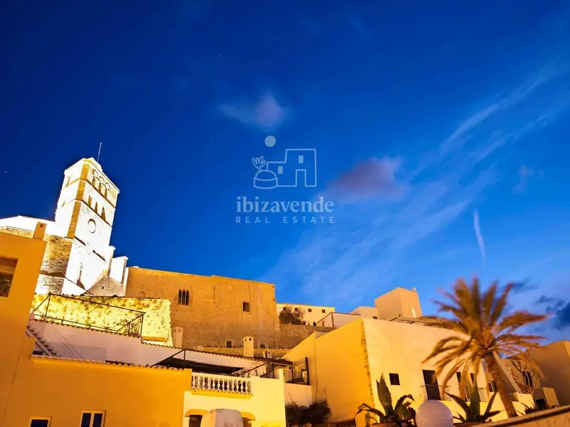 Atico en venta en Dalt Vila Ibiza vistas al mar