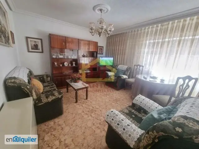 DJSANTOS le ofrece piso en alquiler junto al Parque Garrido.