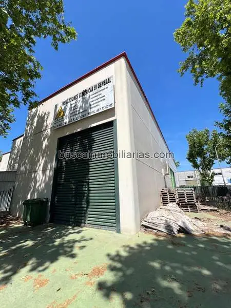 Nave Industrial en Venta Velilla San Antonio 100m2
