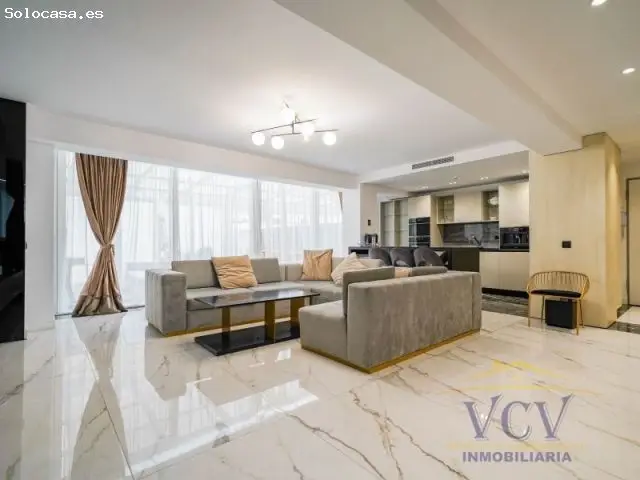 Exclusivo Piso en Alicante con Patio Privado de 120m²