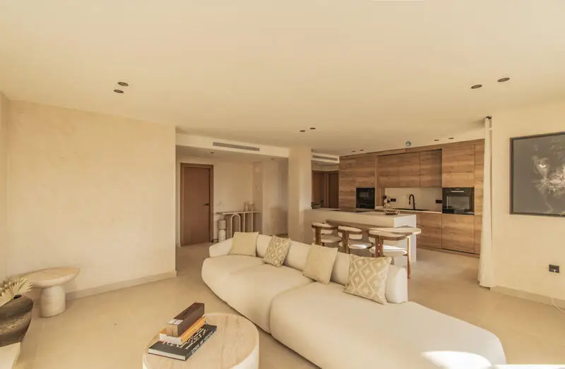 Apartamento de Lujo en Benahavis Cerca de la Playa