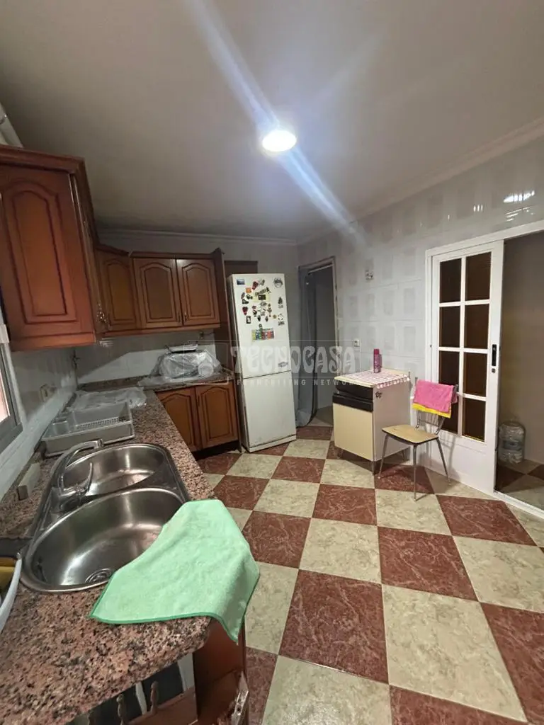Casa en venta en Montilla 4 dormitorios 2 baños patio interior