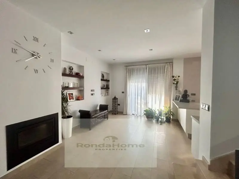 Casa en venta en Zahara de la Sierra, Cádiz