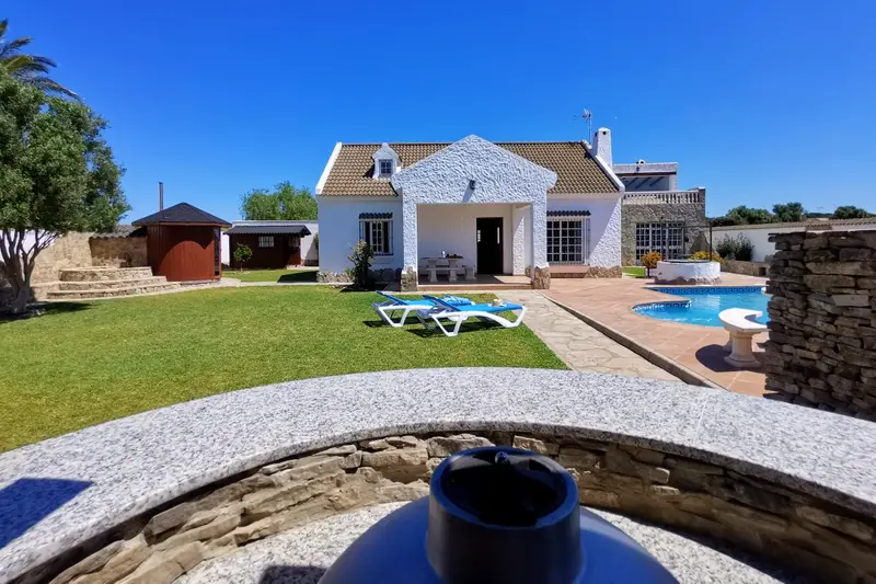 Chalet 4 Dormitorios Andalucia Alquiler Familiar