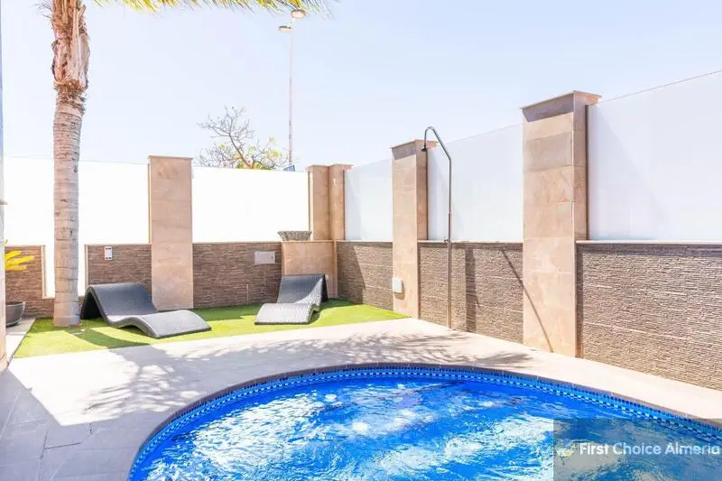 Casa de Campo con Piscina Privada en Pulpí