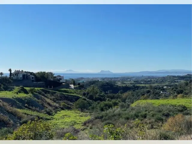 Terreno en Venta Estepona Vistas Panoramicas Chalet de Lujo