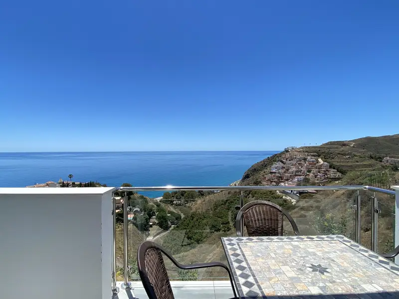 Apartamento con Vistas al Mar en Nerja Alquiler Turistico