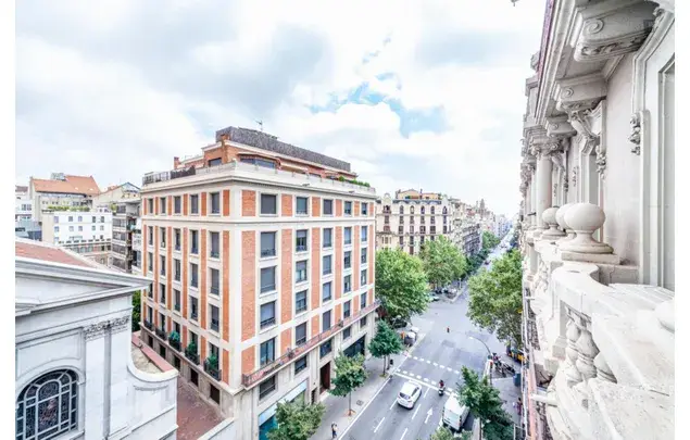 Alquiler Apartamento 19 habitaciones Eixample Barcelona