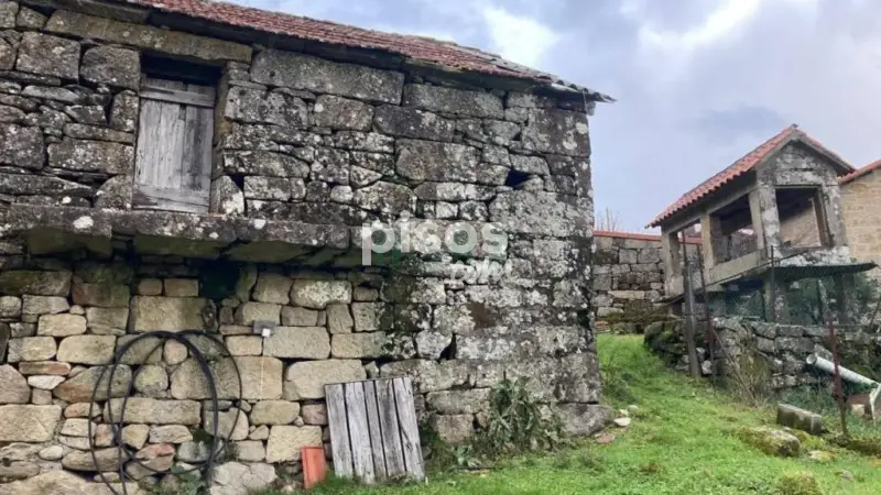Casa Rústica en Melón Para Reformar