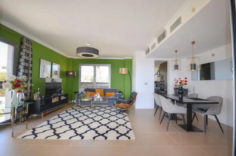 Apartamento en Cala Figuera con Vistas al Mar y Piscina