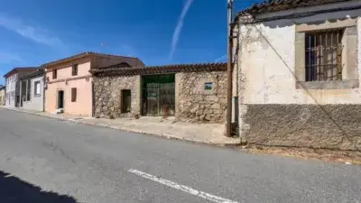 Casa a rehabilitar en Cardeñosa Avila Solar 1275m2