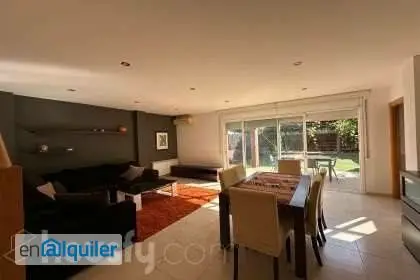 Alquiler Casa 5 habitaciones 2 baños Sant Cugat Sesgarrigues