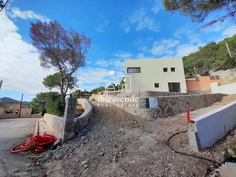Villa de Lujo en Cala Llonga 3 Dormitorios Piscina Privada