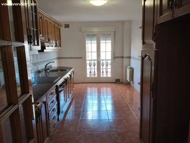 Venta Piso Centro Ponferrada 99m2 3 habitaciones Garaje Trastero