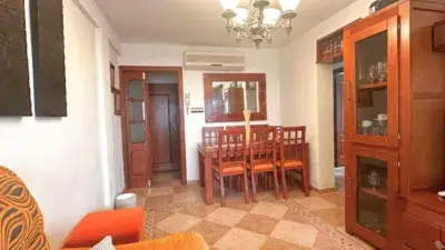 Piso en venta en Calle Alhaurín El Grande