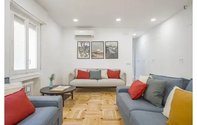 Alquiler Apartamento 20 Habitaciones Málaga