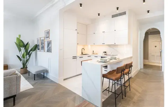 Apartamento 3 Dormitorios Eixample Esquerra Barcelona