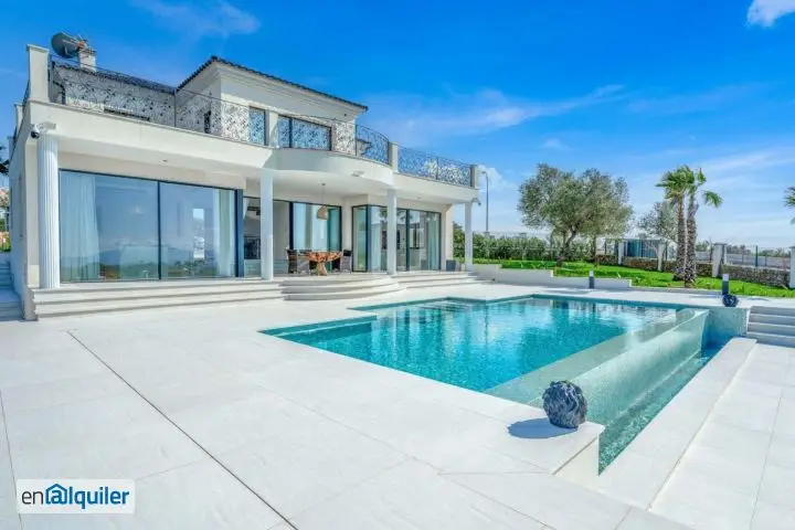 Villa de Lujo en Son Gual con Piscina Privada
