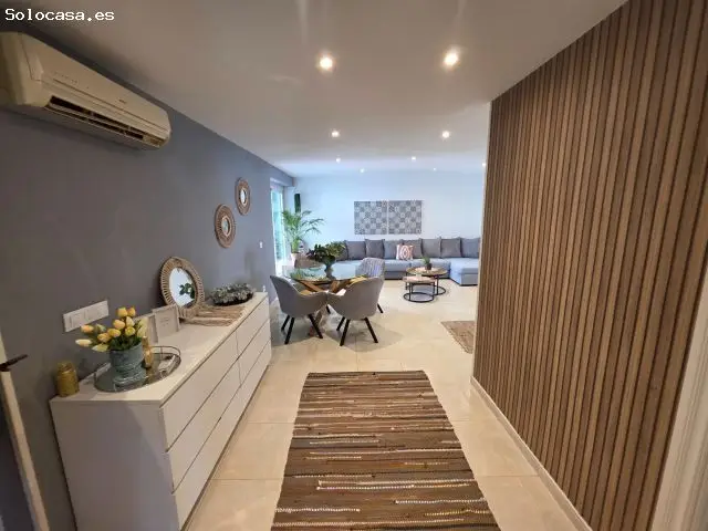 Apartamento Contemporaneo con Patio y Balcon cerca del Mar