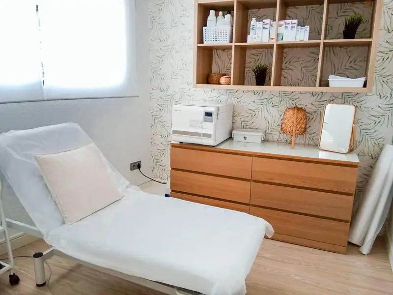 Traspaso Salon Peluqueria Estetica Equipado Albir Alicante
