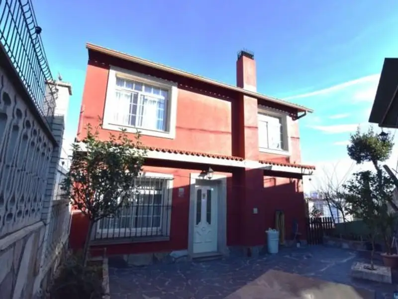 venta Chalet en A Coruña, Coruña (A) Provincia (40892658082.100500)- Globaliza