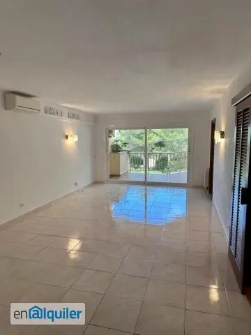 Alquiler Piso Piscina Cala Vinyes Mallorca