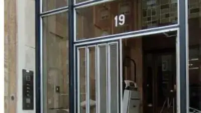 Piso en venta en Calle de Bermúdez de Castro, cerca de Calle de Albéniz