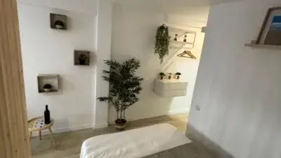 Estudio Reformado Cerca de la Playa en La Pineda