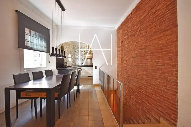Piso en venta Mataro 185m2 reformado 3 habitaciones terraza