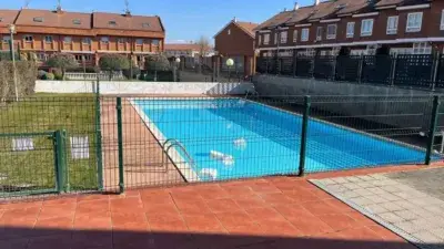 Chalet Adosado en Alquiler 4 Plantas 244m2