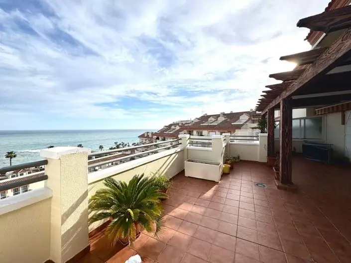 Apartamento 4 Dormitorios Benalmádena Costa