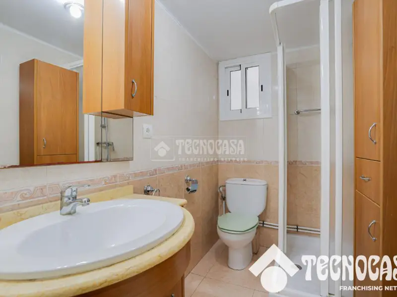 Piso en Venta en Eixample Barcelona 78m2 4 habitaciones
