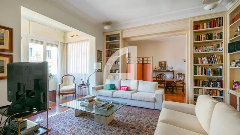 Piso en venta en L'Eixample Barcelona 5 habitaciones 233m2