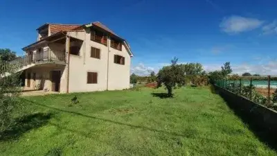 Chalet en Fuentesnuevas 5 habitaciones 2 baños