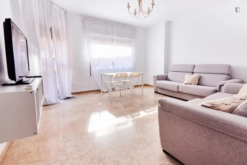 Habitacion Doble con Baño Privado en Piso para Estudiantes