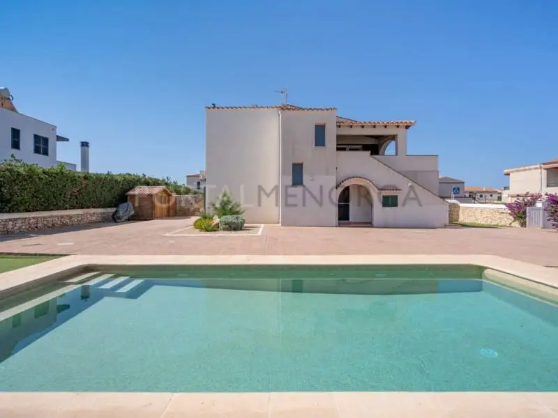 Chalet Adosado Calan Blanes Vistas al Mar Piscina