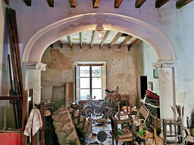 Chalet en venta Santa Margalida Mallorca 290m2 necesita reforma