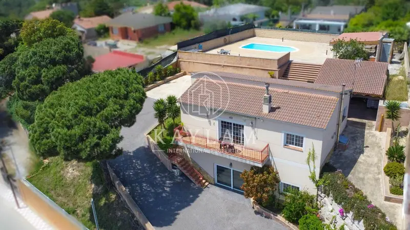 Finca/Casa Rural en venta en Aiguaviva Parc, Vidreres, Girona