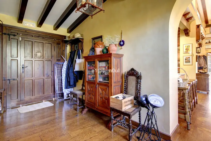 Casa Campestre con 4 Dormitorios y Piscina cerca de Ojén
